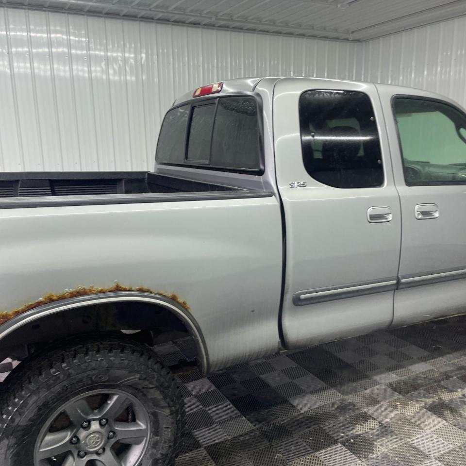 Toyota Tundra AccessCab V8 SR5 4WD Stepside (Natl 2005