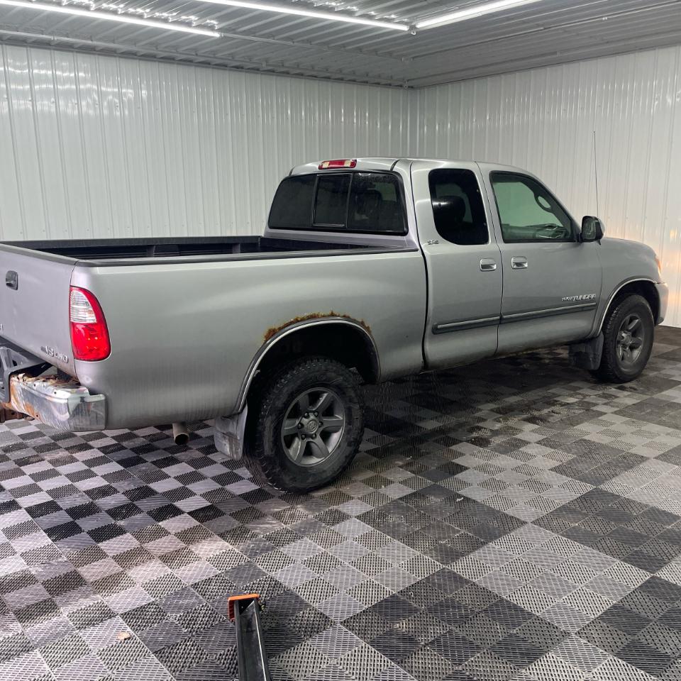 Toyota Tundra AccessCab V8 SR5 4WD Stepside (Natl 2005