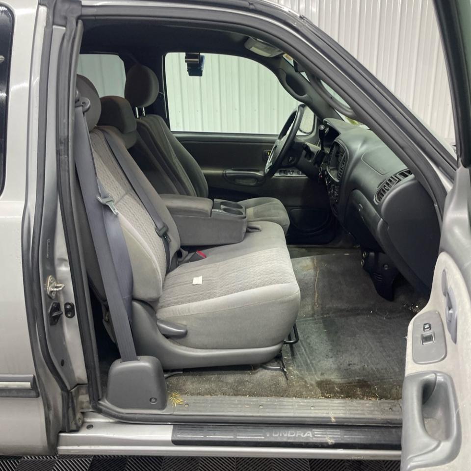 Toyota Tundra AccessCab V8 SR5 4WD Stepside (Natl 2005