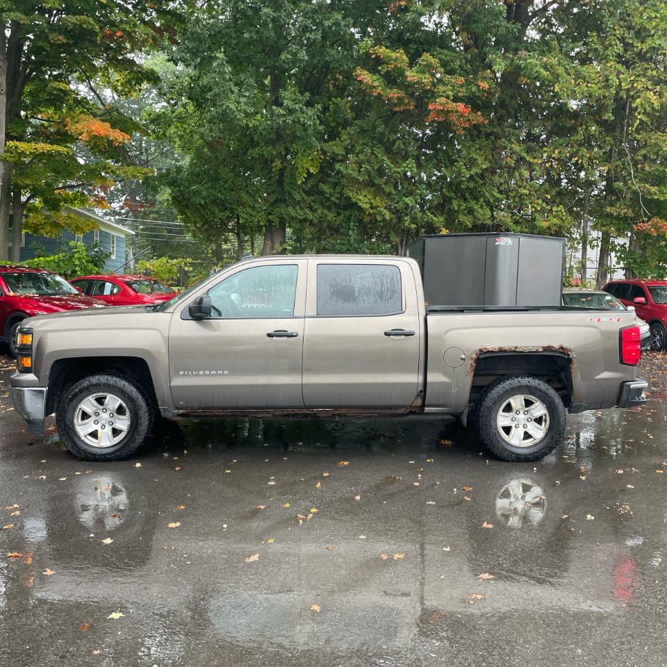 Chevrolet Silverado 1500 4WD Crew Cab 143.5" LT w/1LT 2014