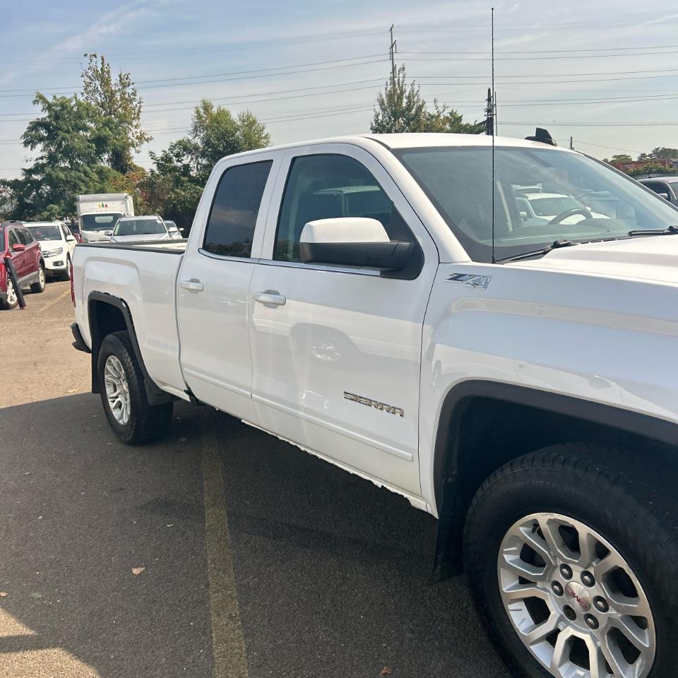GMC Sierra 1500 4WD Double Cab 143.5" SLE 2016