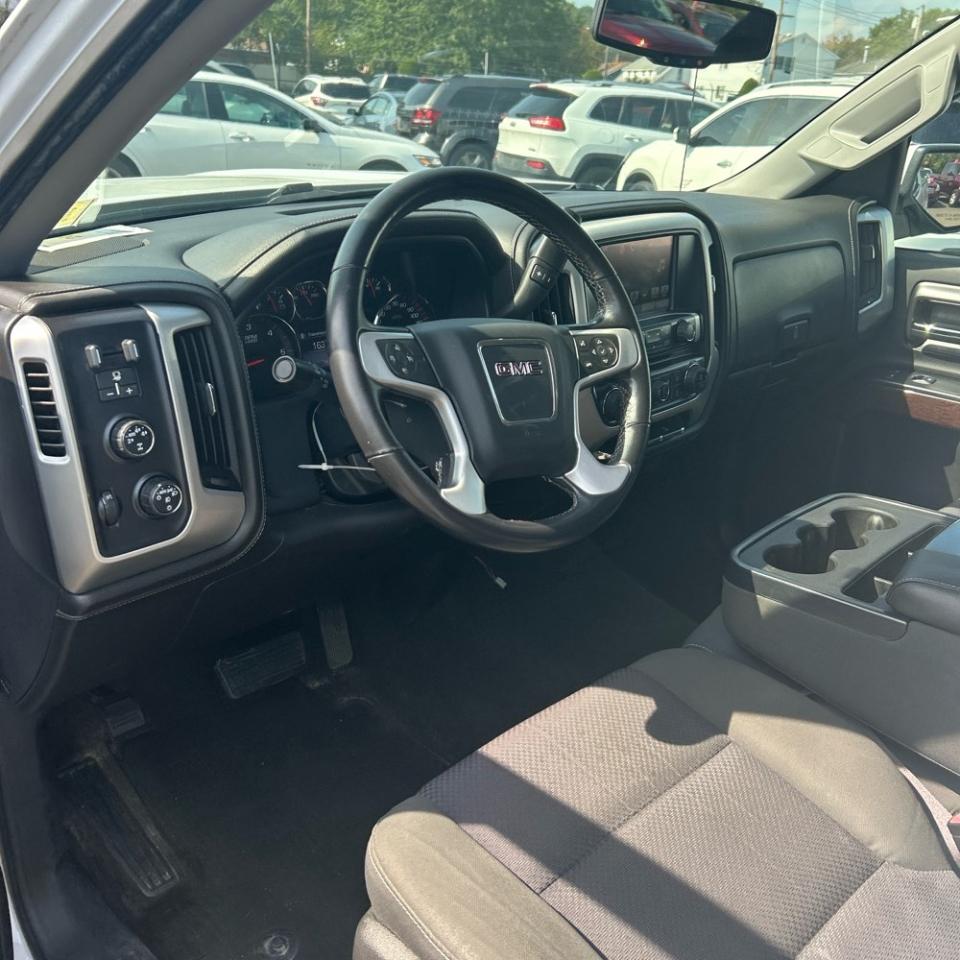 GMC Sierra 1500 4WD Double Cab 143.5" SLE 2016