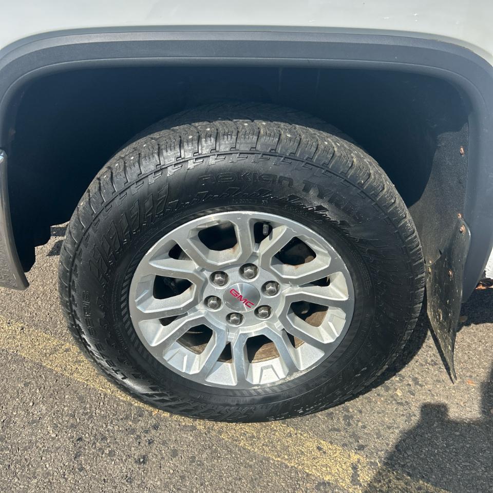 GMC Sierra 1500 4WD Double Cab 143.5" SLE 2016