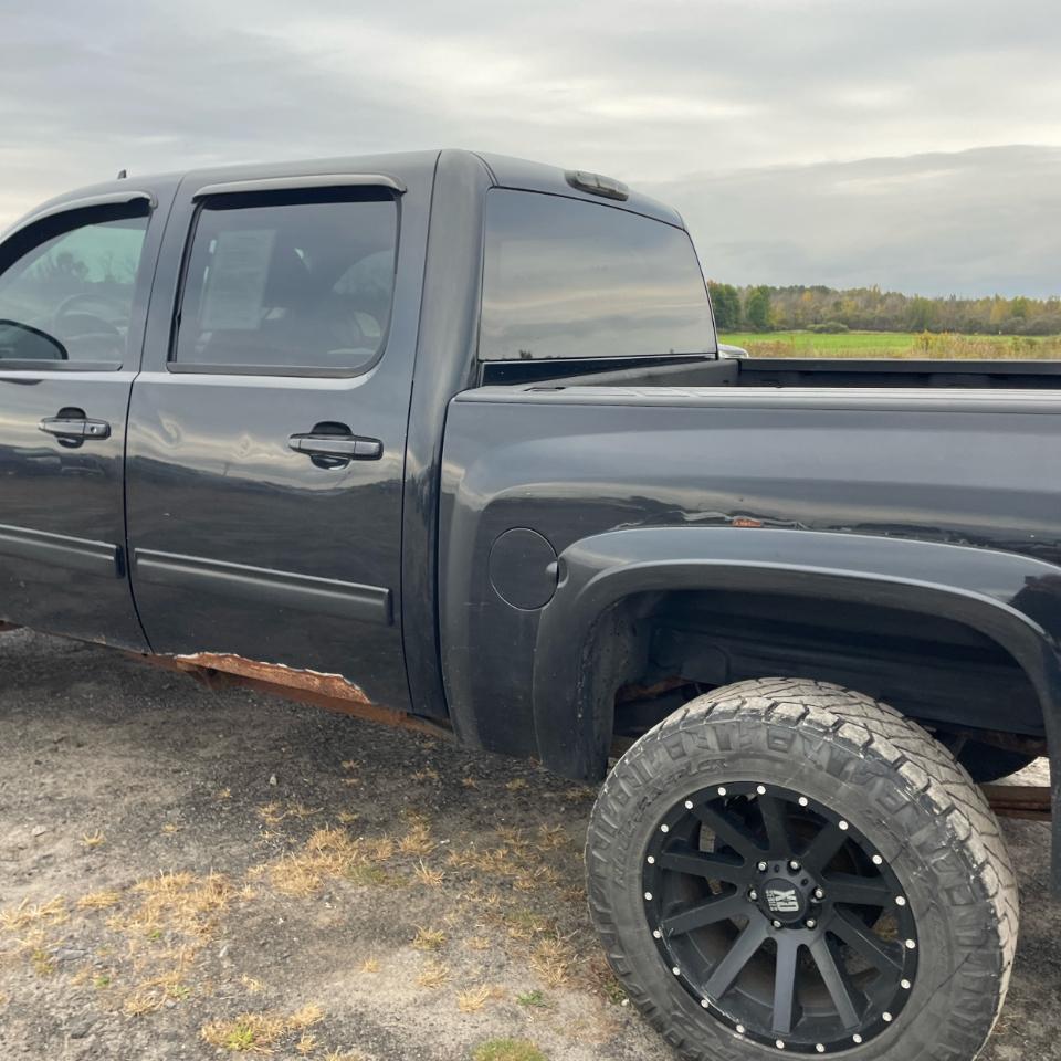 Chevrolet Silverado 1500 4WD Crew Cab 143.5" LTZ 2010