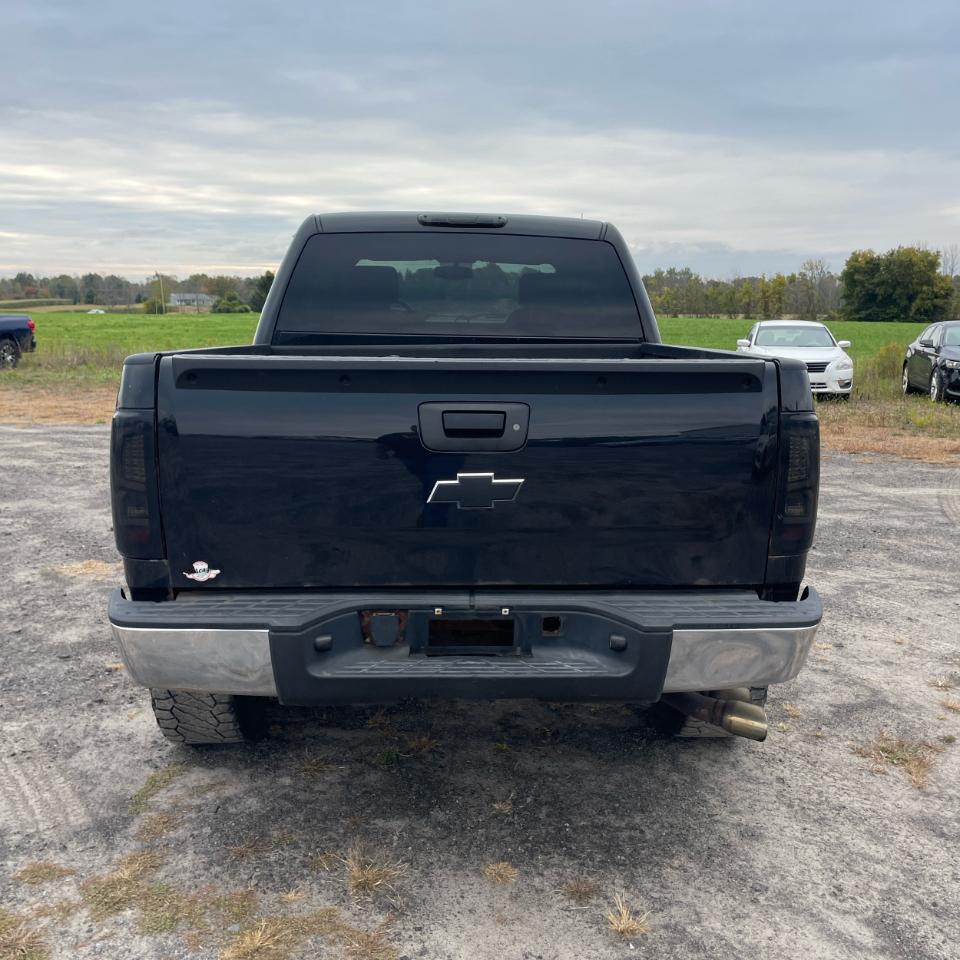 Chevrolet Silverado 1500 4WD Crew Cab 143.5" LTZ 2010