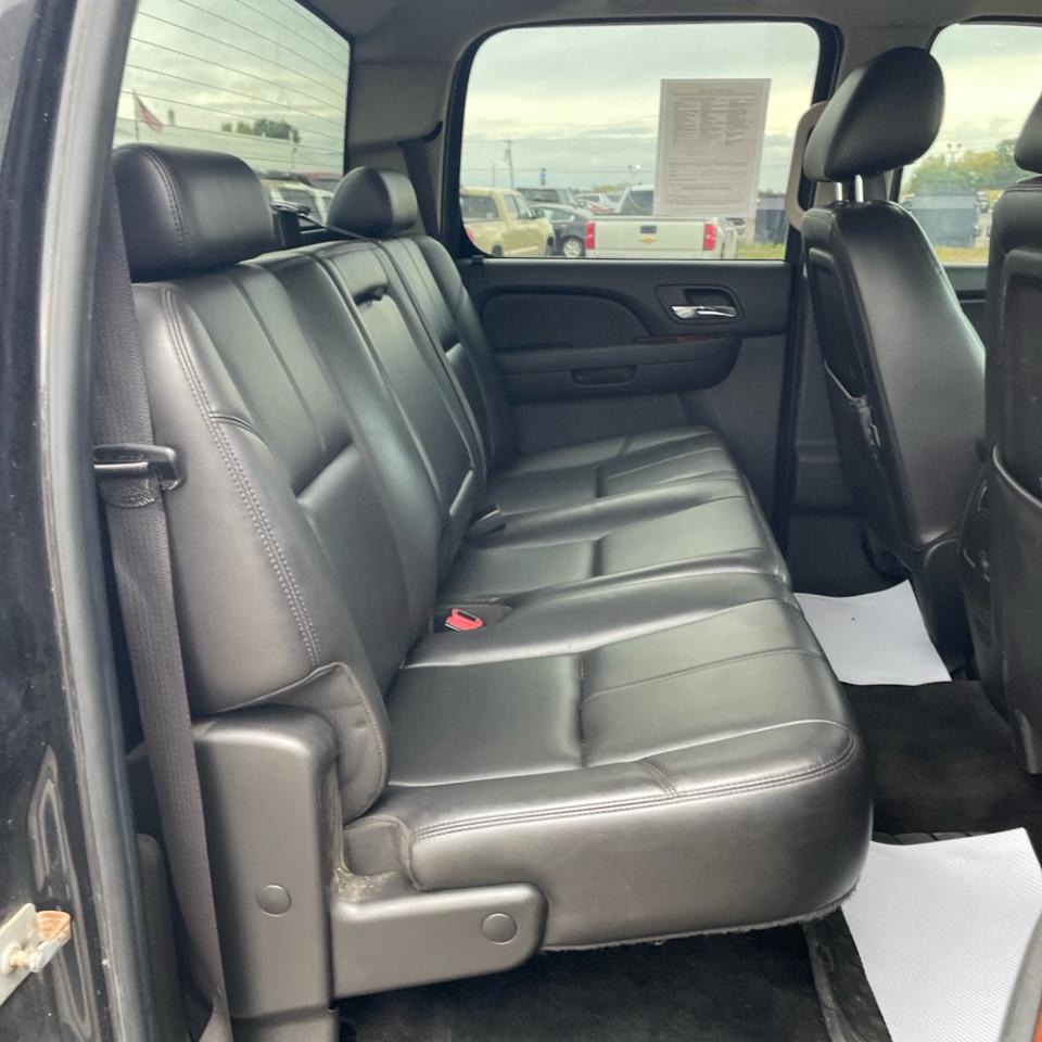 Chevrolet Silverado 1500 4WD Crew Cab 143.5" LTZ 2010