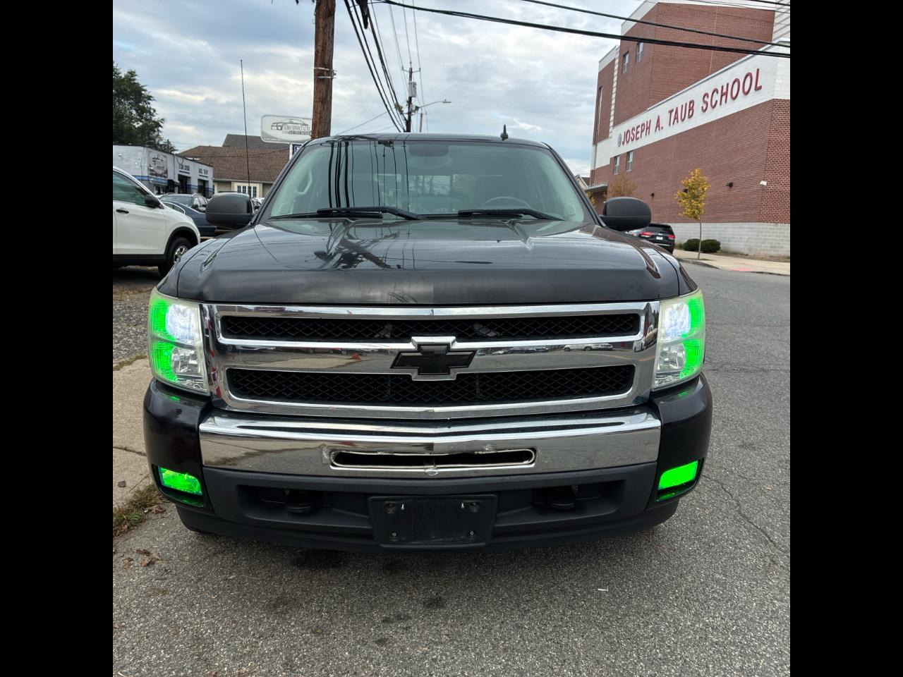 Chevrolet Silverado 1500 4WD Crew Cab 143.5" LT 2009
