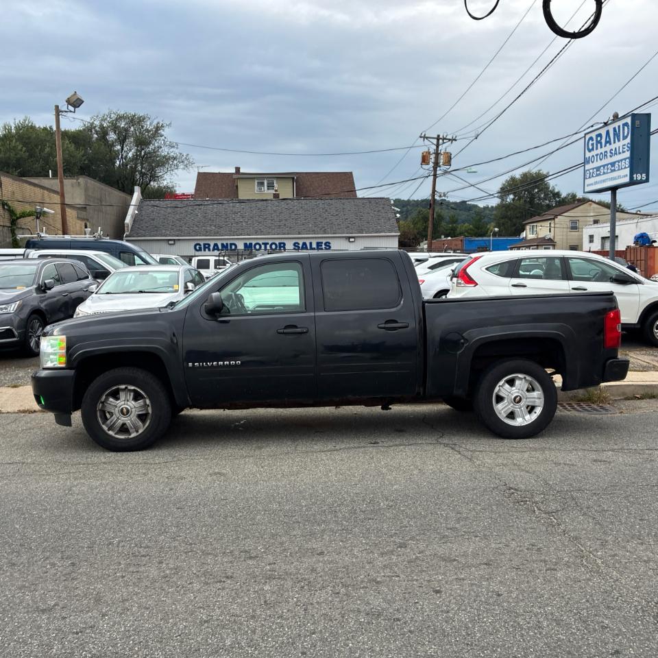 Chevrolet Silverado 1500 4WD Crew Cab 143.5" LT 2009