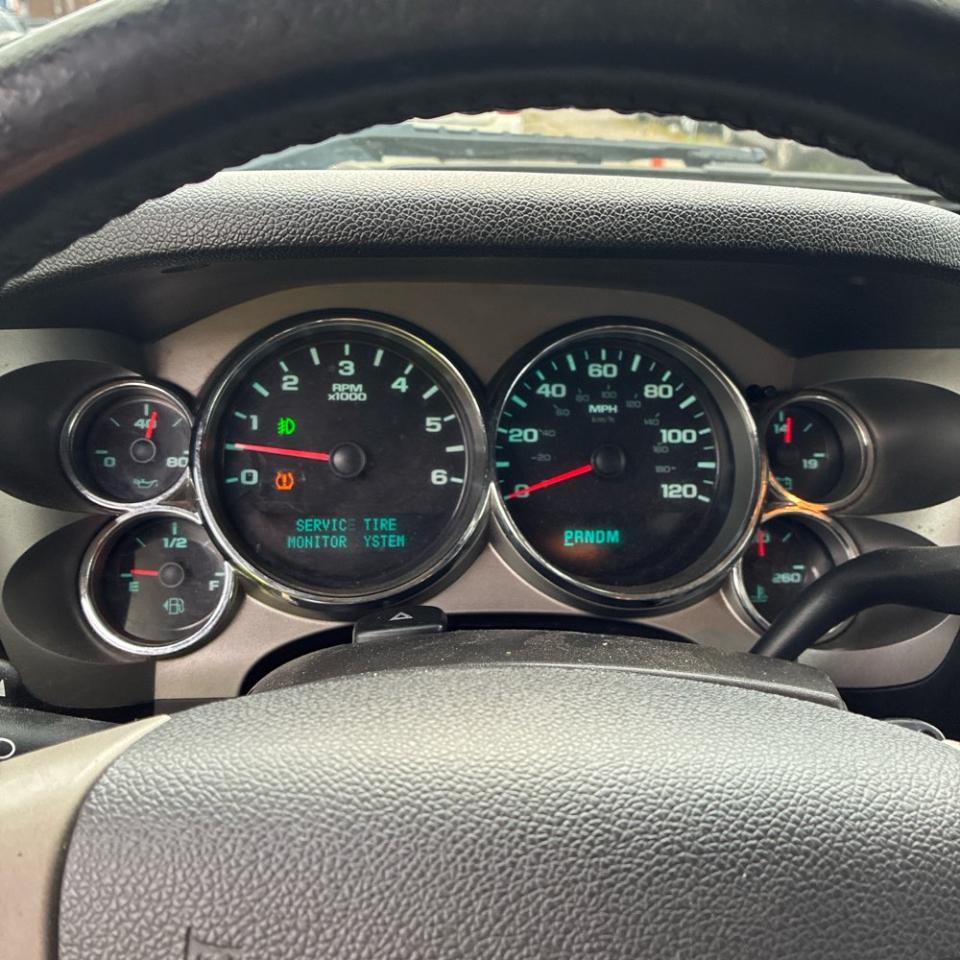 Chevrolet Silverado 1500 4WD Crew Cab 143.5" LT 2009