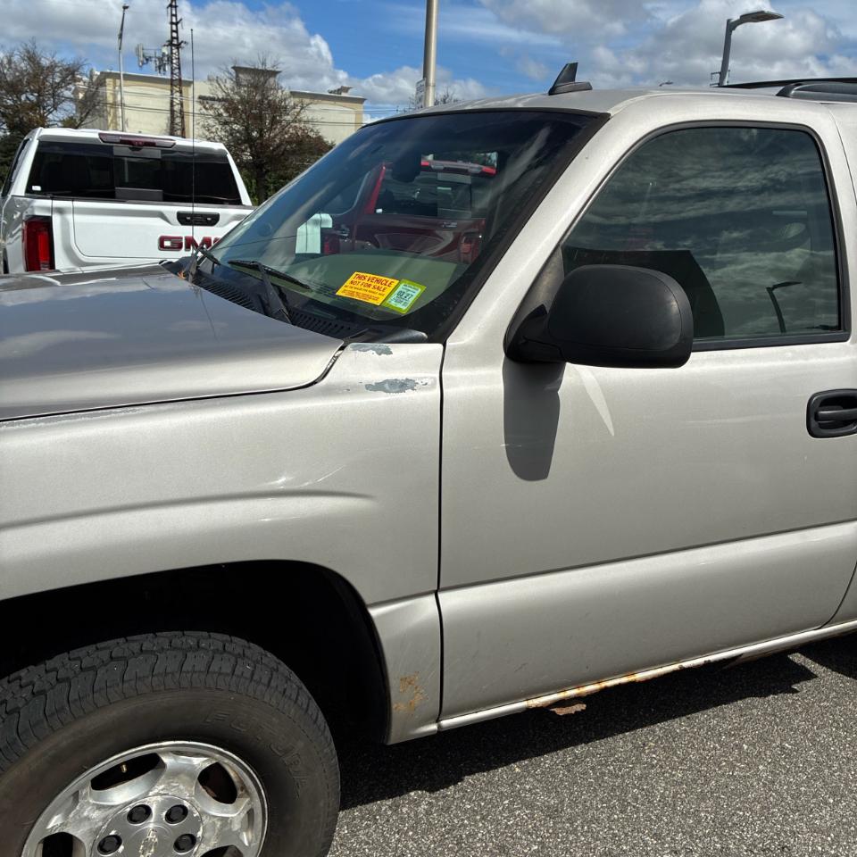 Chevrolet Tahoe 4dr 1500 4WD LS 2006