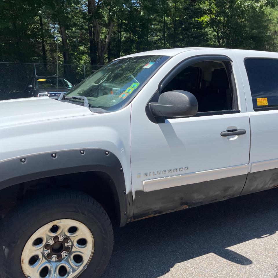 Chevrolet Silverado 1500 4WD Crew Cab 143.5" LT 2009