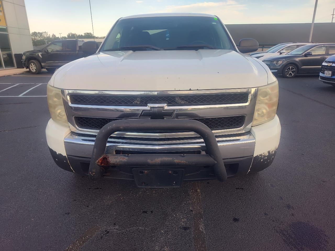 Chevrolet Silverado 1500 4WD Crew Cab 143.5" LT 2009