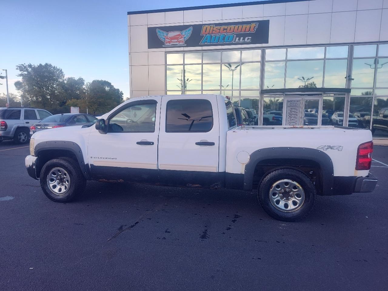 Chevrolet Silverado 1500 4WD Crew Cab 143.5" LT 2009
