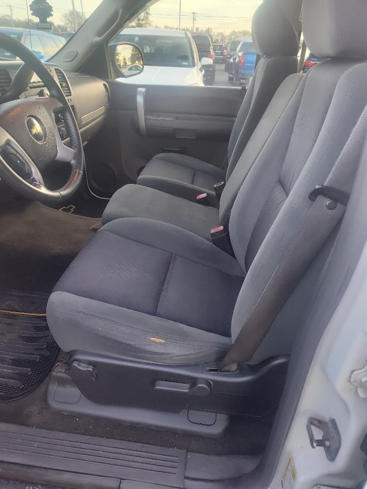 Chevrolet Silverado 1500 4WD Crew Cab 143.5" LT 2009