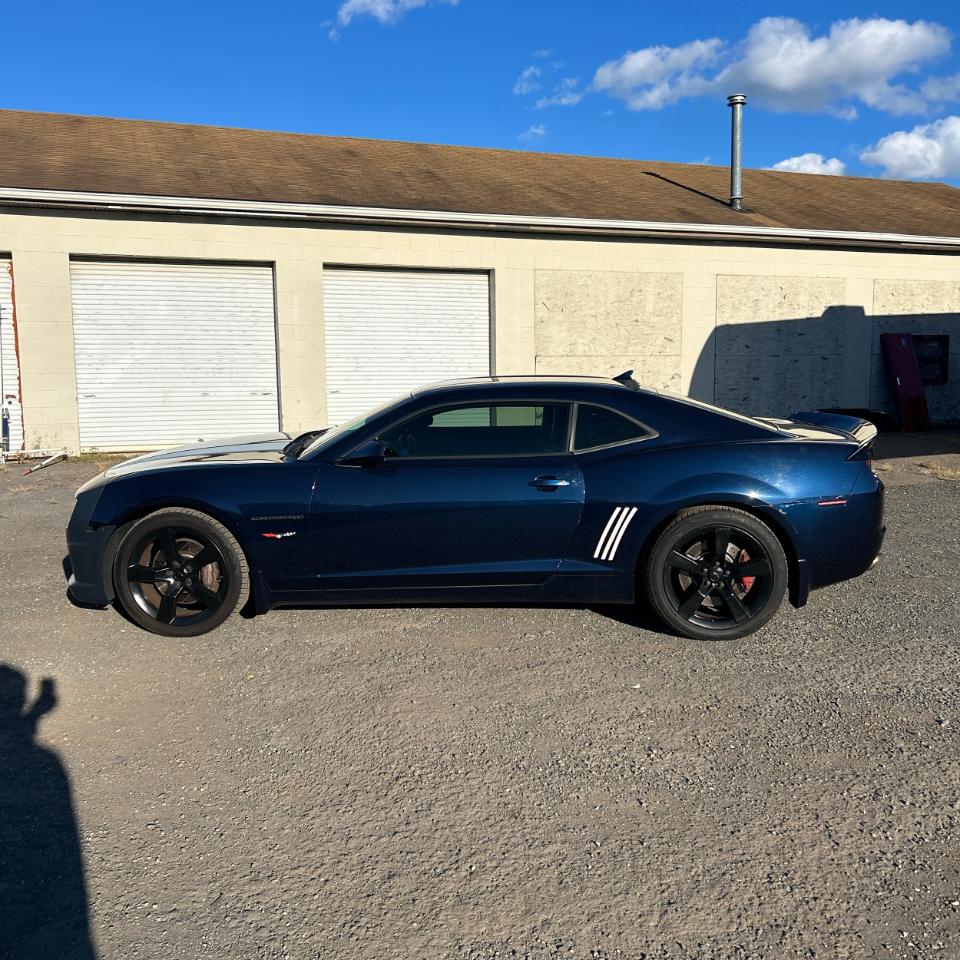 Chevrolet Camaro 2dr Cpe 2SS 2012