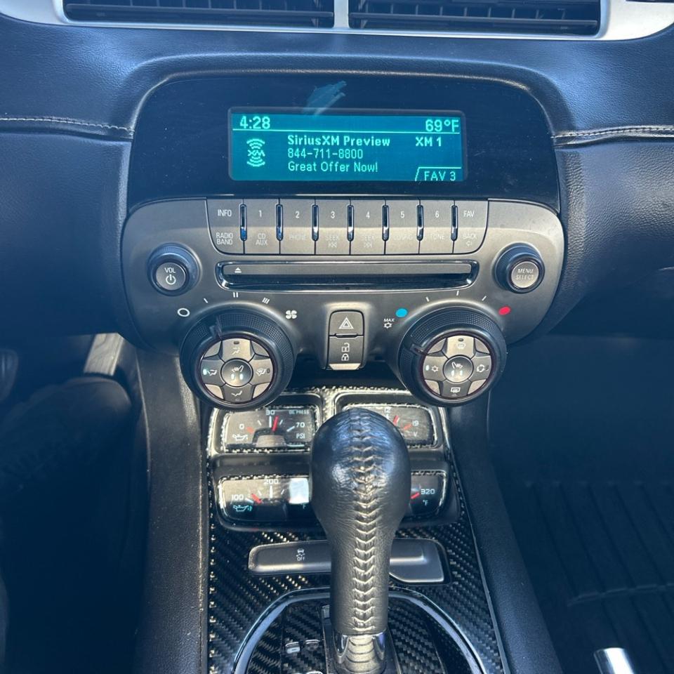 Chevrolet Camaro 2dr Cpe 2SS 2012