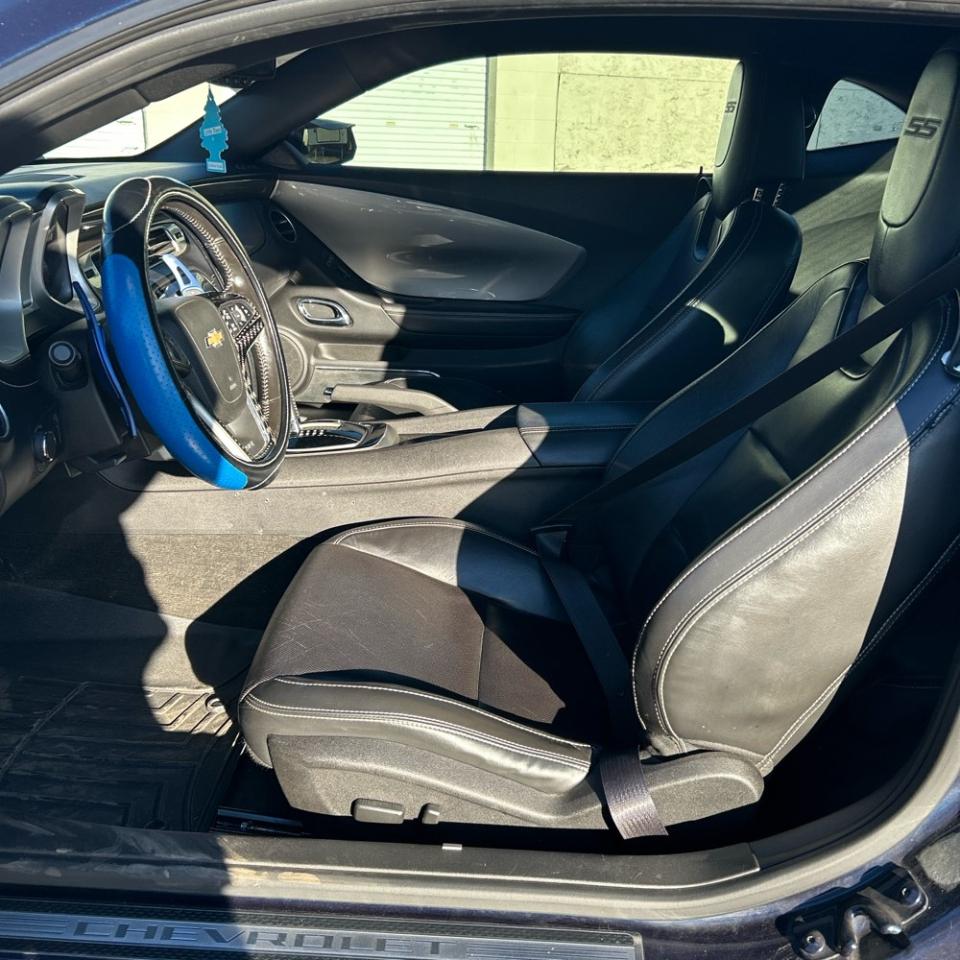 Chevrolet Camaro 2dr Cpe 2SS 2012