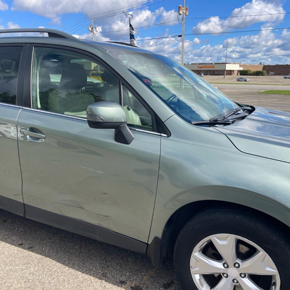 Subaru Forester 4dr Auto 2.5i Touring PZEV 2014