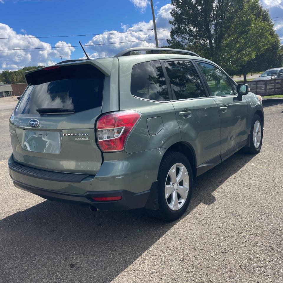Subaru Forester 4dr Auto 2.5i Touring PZEV 2014