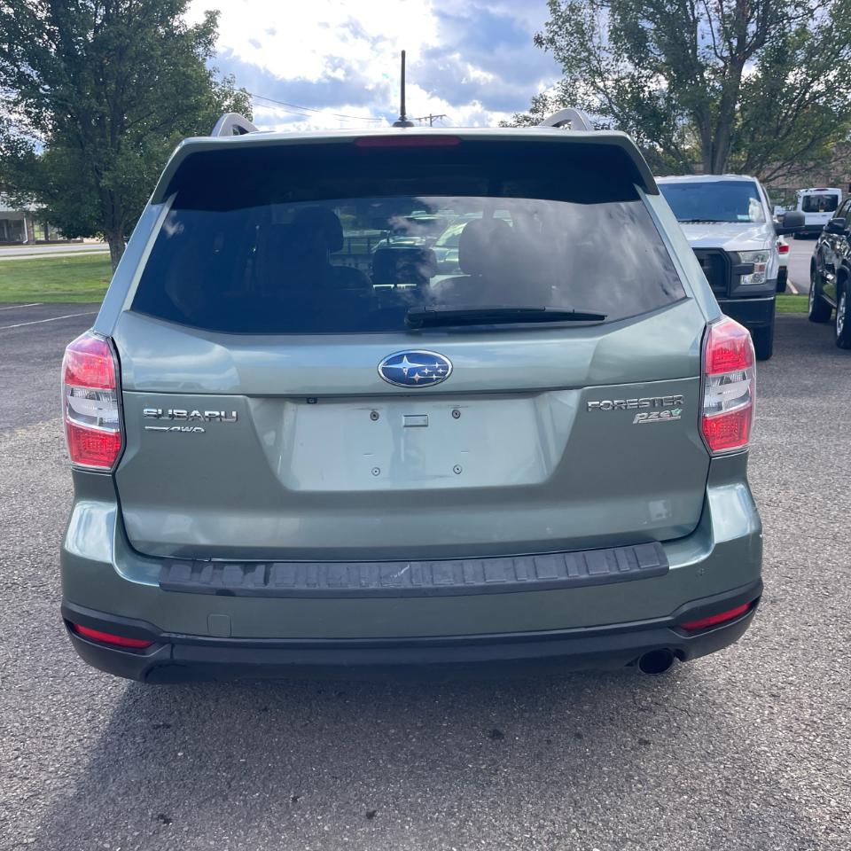 Subaru Forester 4dr Auto 2.5i Touring PZEV 2014