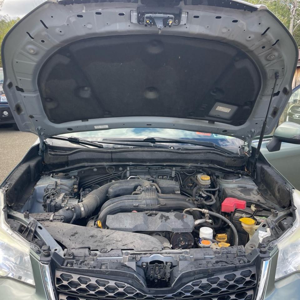 Subaru Forester 4dr Auto 2.5i Touring PZEV 2014