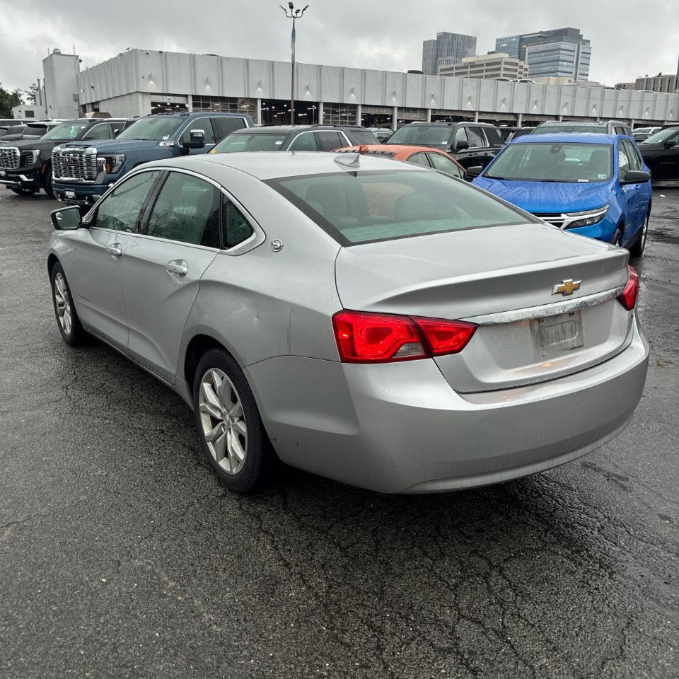 Chevrolet Impala 4dr Sdn LT w/1LT 2019