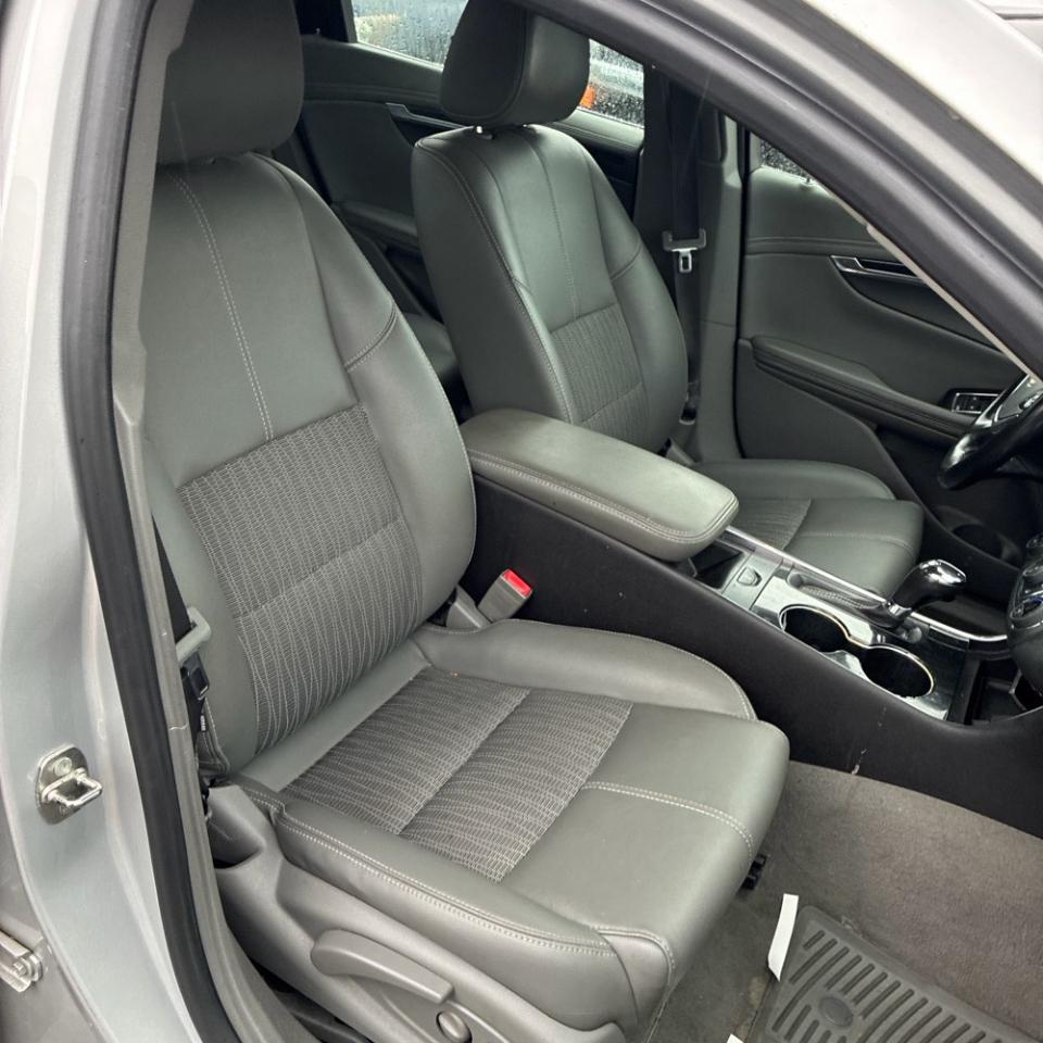 Chevrolet Impala 4dr Sdn LT w/1LT 2019