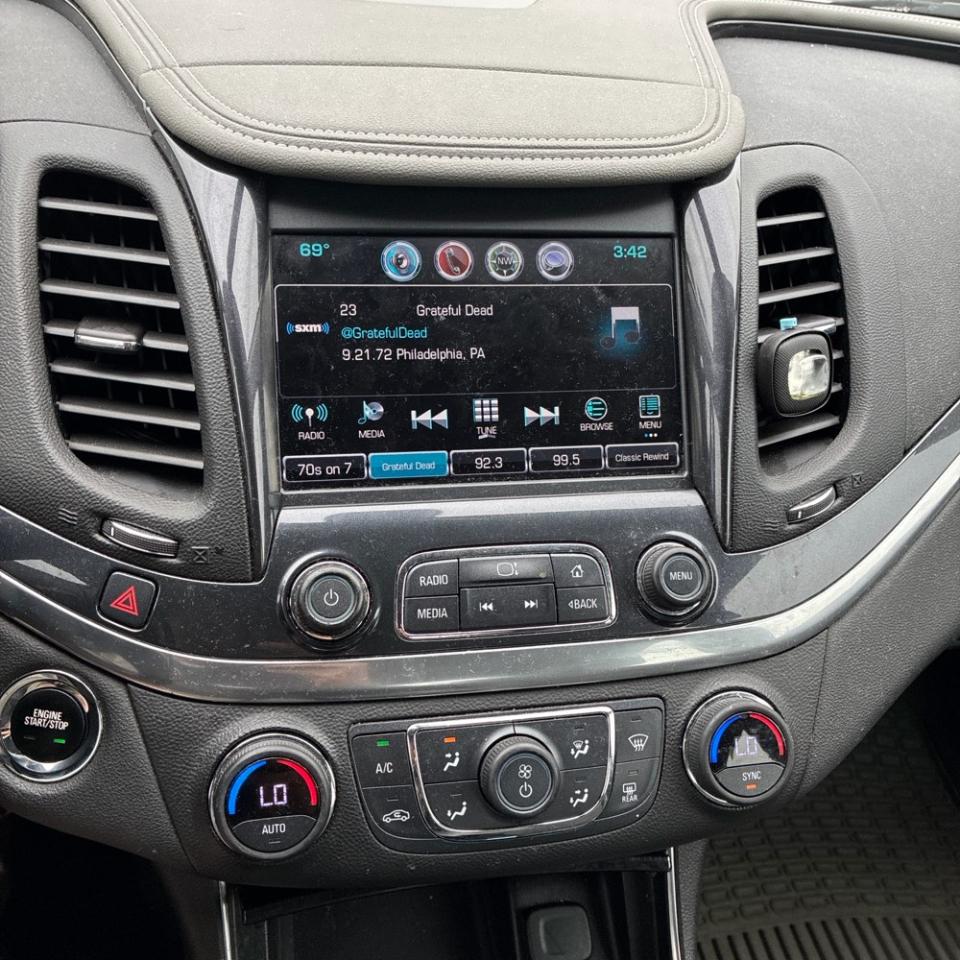 Chevrolet Impala 4dr Sdn LT w/1LT 2019