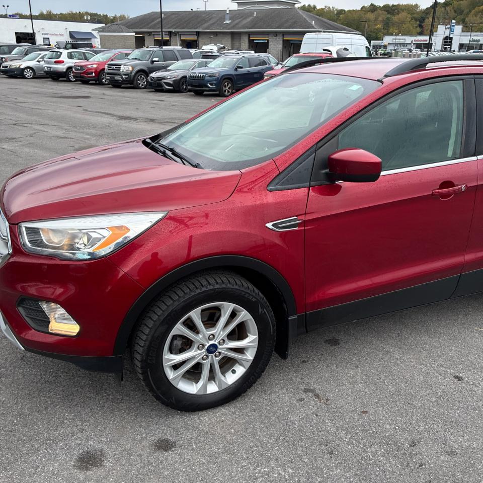 Ford Escape SEL 4WD 2018