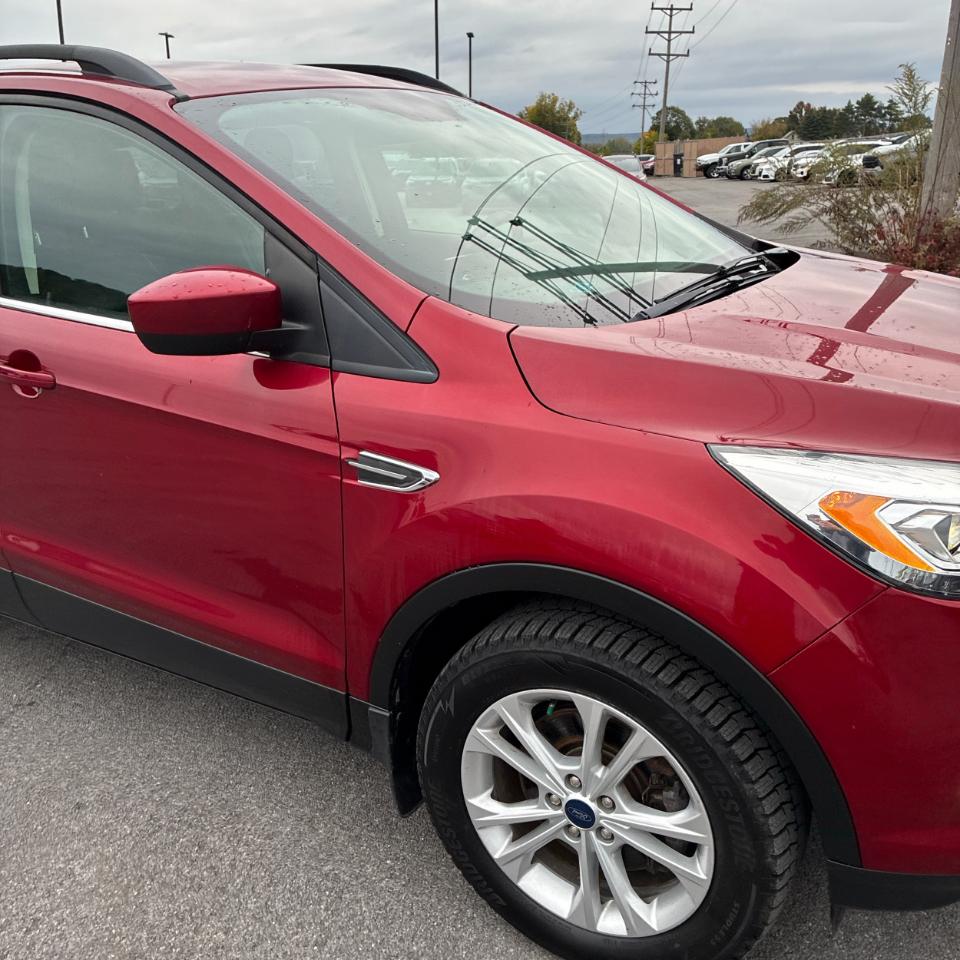 Ford Escape SEL 4WD 2018