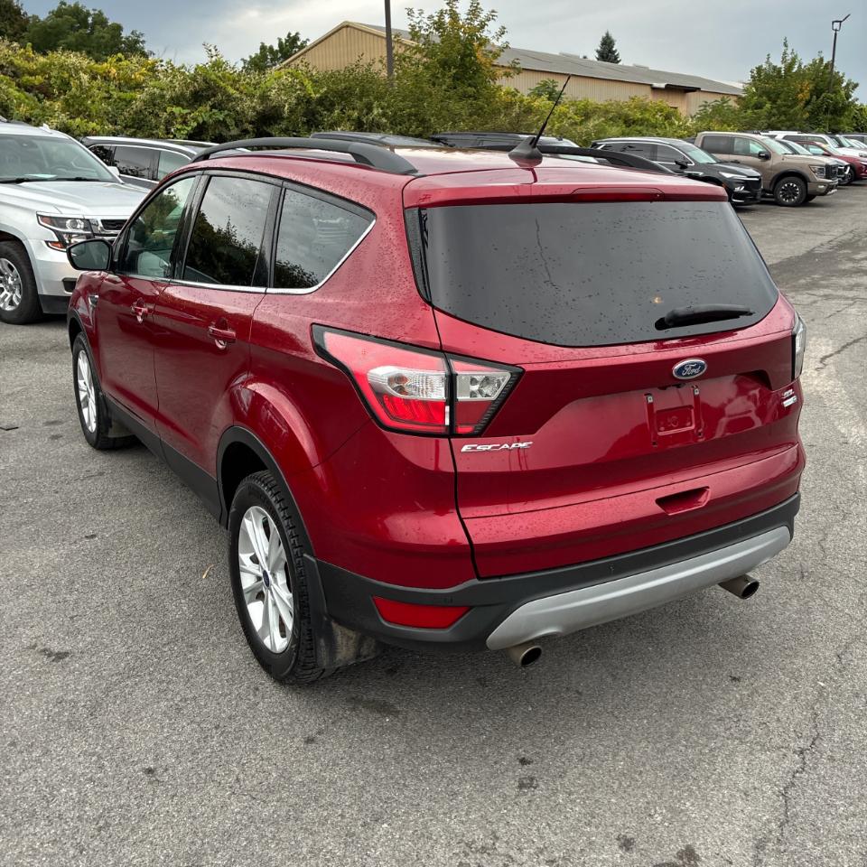 Ford Escape SEL 4WD 2018