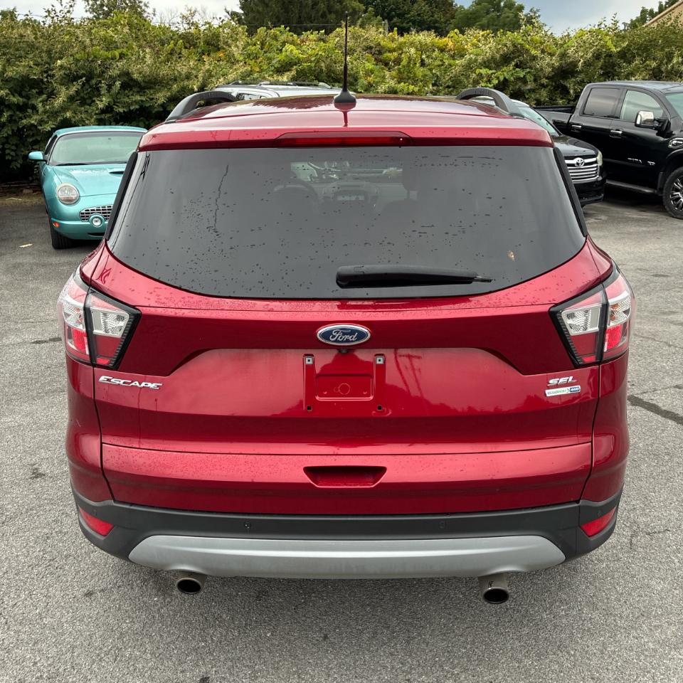 Ford Escape SEL 4WD 2018