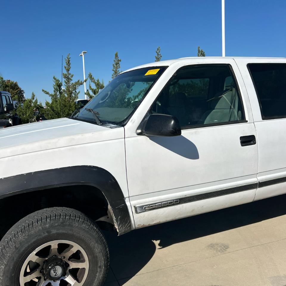 GMC Sierra 2500 Crew Cab 4dr 154.5" WB 4WD 2000