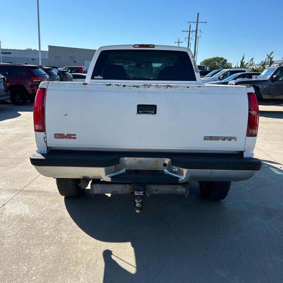 GMC Sierra 2500 Crew Cab 4dr 154.5" WB 4WD 2000