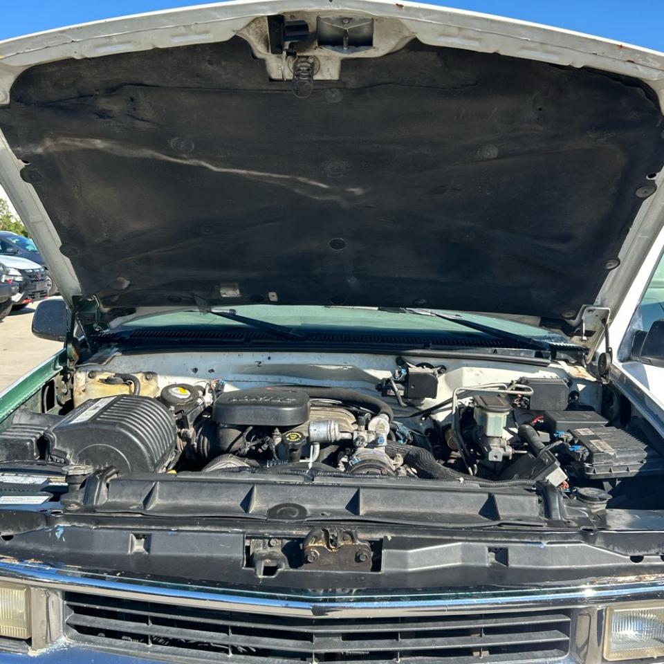 GMC Sierra 2500 Crew Cab 4dr 154.5" WB 4WD 2000