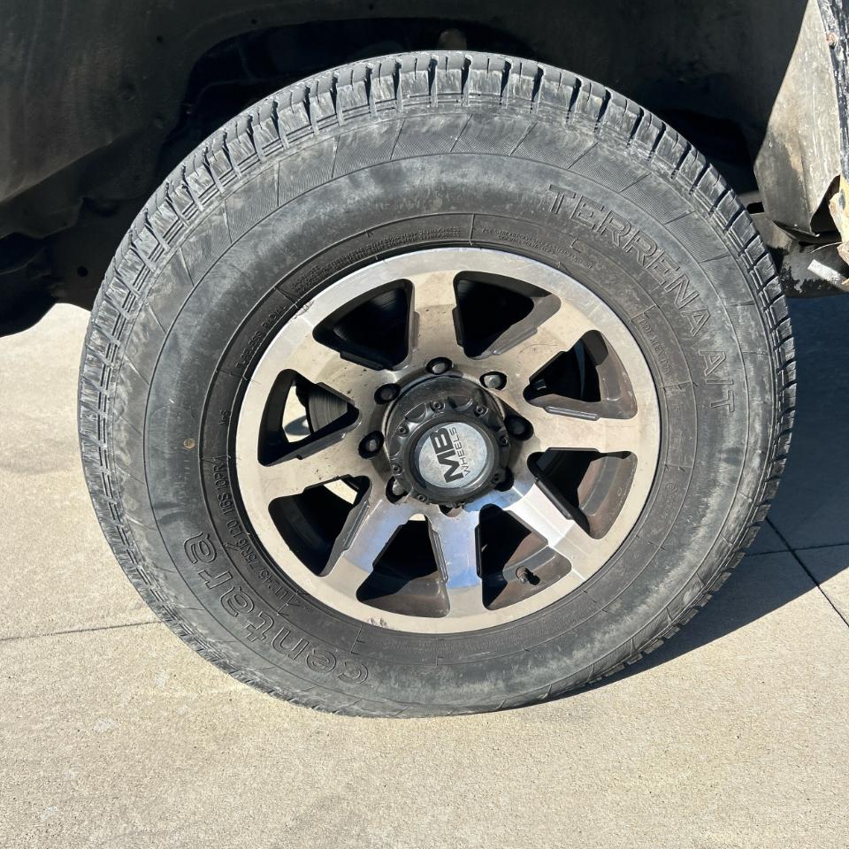 GMC Sierra 2500 Crew Cab 4dr 154.5" WB 4WD 2000