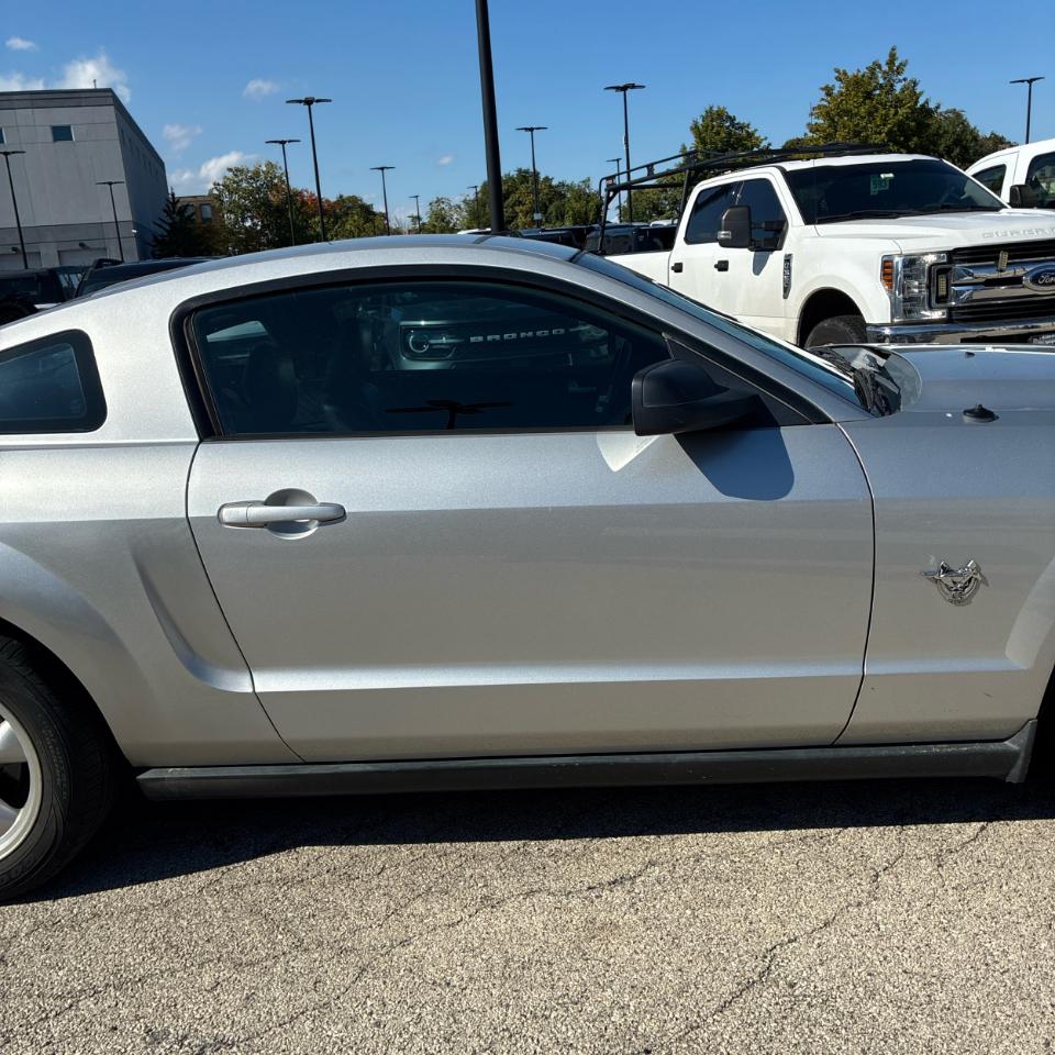 Ford Mustang 2dr Cpe 2009