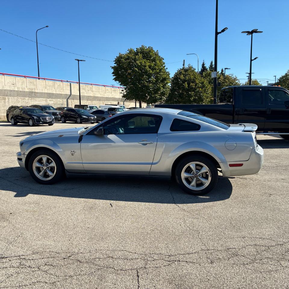 Ford Mustang 2dr Cpe 2009