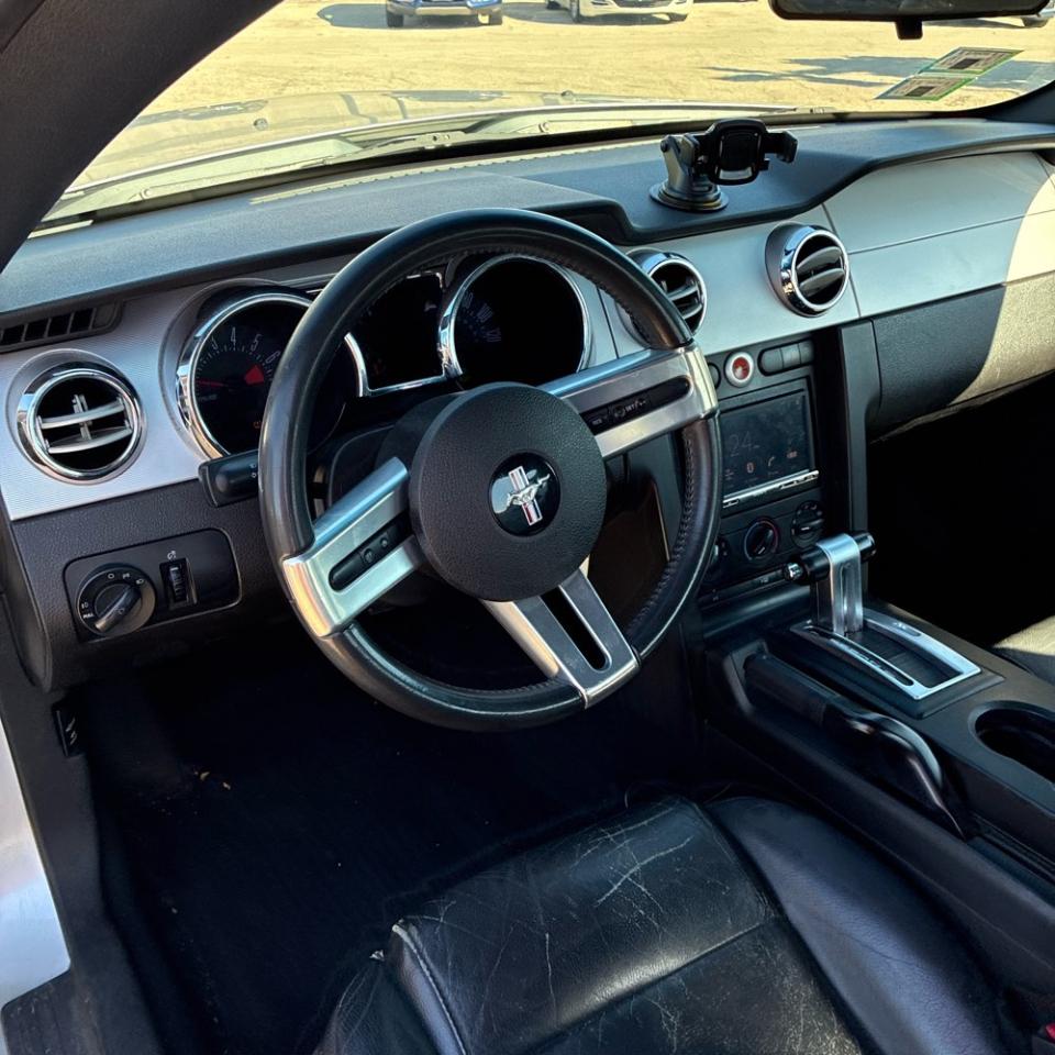 Ford Mustang 2dr Cpe 2009