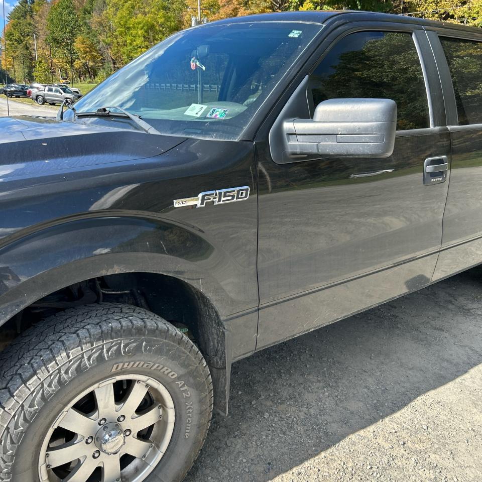 Ford F-150 4WD SuperCrew 145" XL 2013