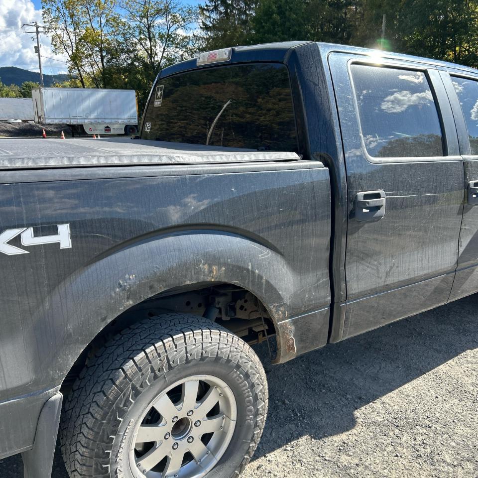 Ford F-150 4WD SuperCrew 145" XL 2013