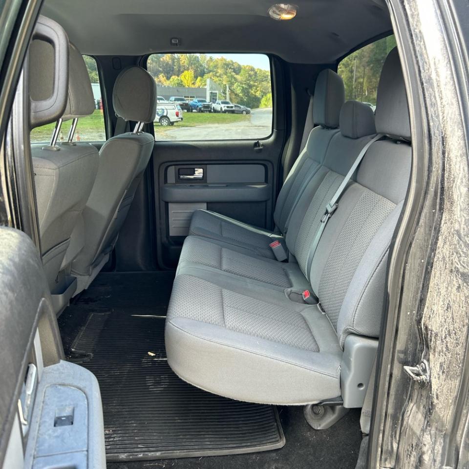 Ford F-150 4WD SuperCrew 145" XL 2013