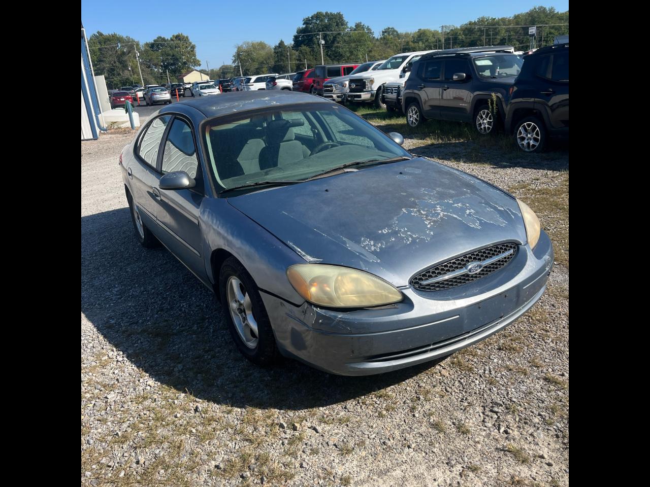 Ford Taurus 4dr Sdn SE 2000