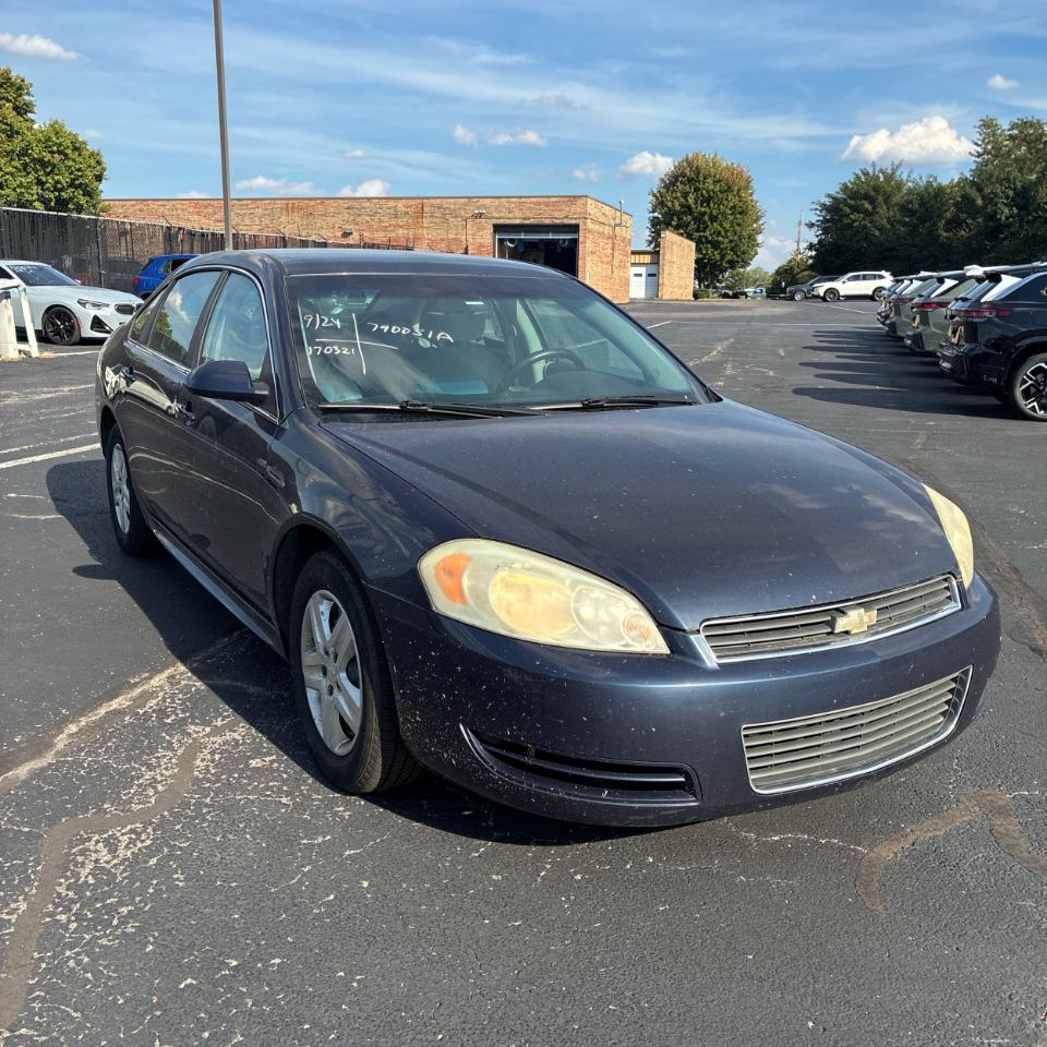 Chevrolet Impala 4dr Sdn LS 2010