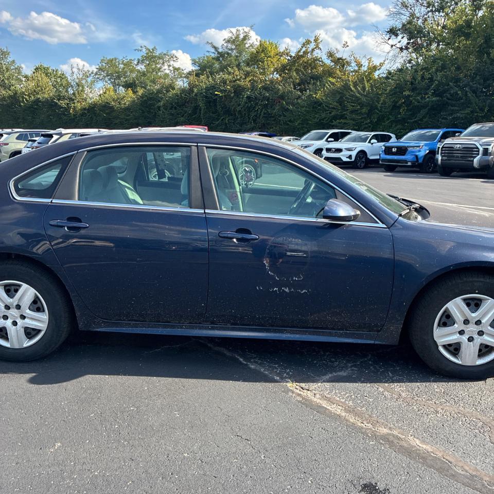Chevrolet Impala 4dr Sdn LS 2010