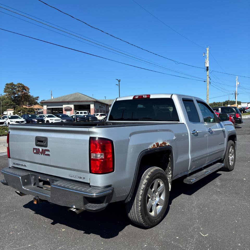 GMC Sierra 1500 4WD Double Cab 143.5" SLT 2015