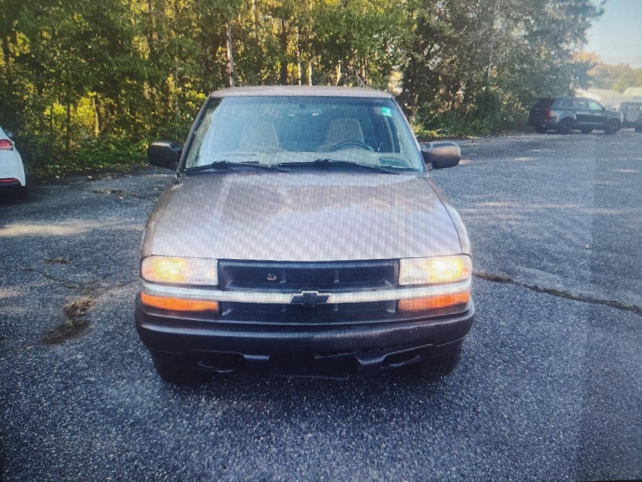GMC Sonoma Ext Cab 123" WB 4WD SLS 2002