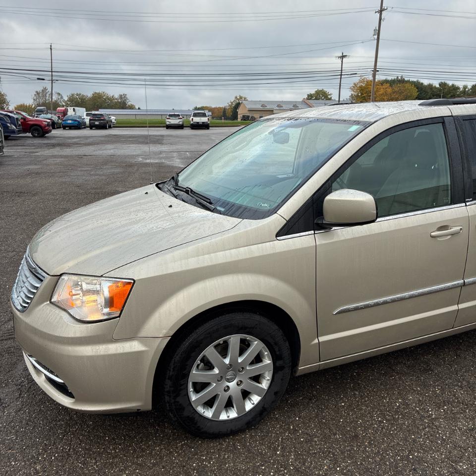 Chrysler Town & Country 4dr Wgn Touring 2013