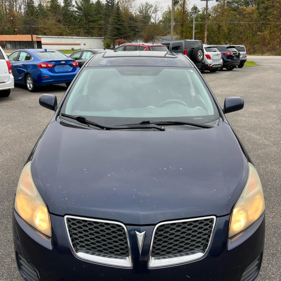 Pontiac Vibe 4dr HB FWD w/1SA 2009
