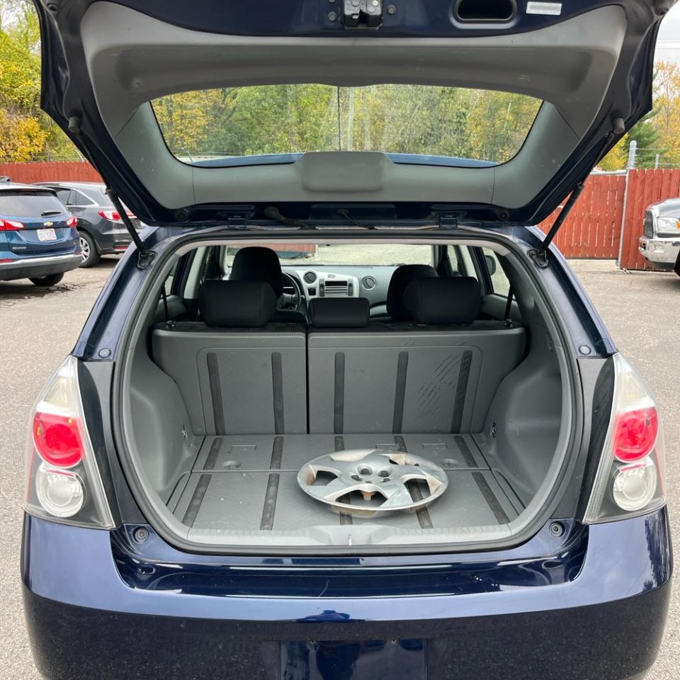 Pontiac Vibe 4dr HB FWD w/1SA 2009
